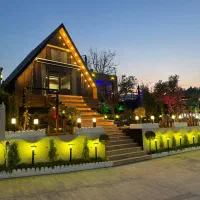 اجاره-کلبه-سوئدی-استخر-روباز-ابگرم-چالوس