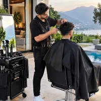 ارایشگر سیار اولین بار در بم