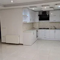 اجاره 2واحد آپارتمان همجوار/پارکینگ با درب اختصاصی|اجارهٔ آپارتمان|بندر انزلی, معلم|دیوار