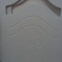 تخت و گهواره کنارمادر