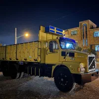 ولوو دهچرخ باری