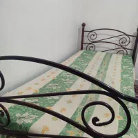 تخت یه نفره فلزی