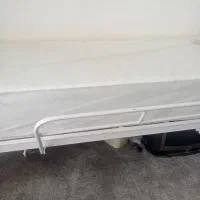 تشک و تختخواب