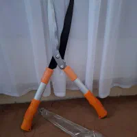 قیچی باغبانی پدربیامرزی