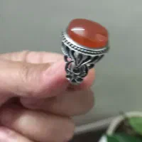 انگشتر نقره دست ساز با عقیق یمنی