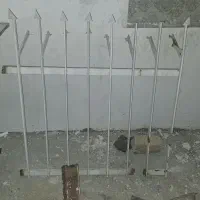 حفاظ نرده دیواری