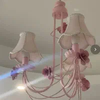 لوستر سه شاخه صورتی