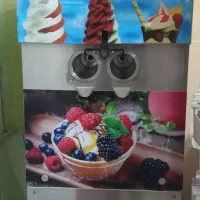 دستگاه بستنی ساز قیفی نیکنام