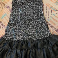 پیراهن و دامن|لباس|مشهد, هنرور|دیوار