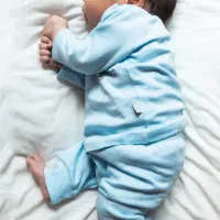 پرستار نوزاد