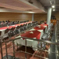 اجاره صندلی تاشو VIP میز شام مراسماتی|خدمات پذیرایی، مراسم|زاهدان, |دیوار