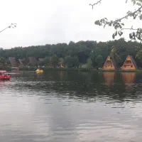 رهن-دو-واحد-125-متری-و-دو-مغازه-40-متری