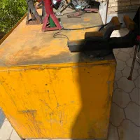 میز کار و گیره