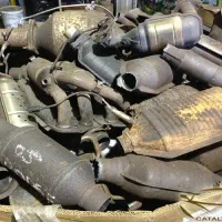 خرید و فروش انواع کاتالیزور نو و کهنه