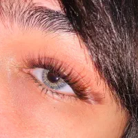 کاشت مژه|خدمات آرایشگری و زیبایی|اهواز, پادادشهر|دیوار