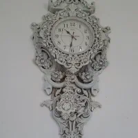 ساعت دیواری سالم و مرتب و تمیز در حد نو