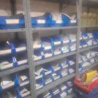 قفصه با پایه