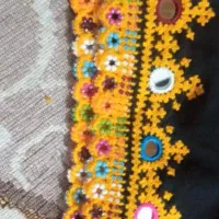 کریشی پلیوار|لباس|خاش, |دیوار