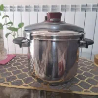 زودپز استیل کفه چدن ۸ لیتری اصل ترکیه در حد نو