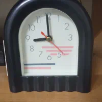 ساعت رومیزی سالم