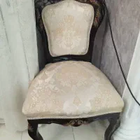 ۲ عدد صندلی میزبان