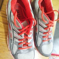 یک جفت کفشasixبرای فروش