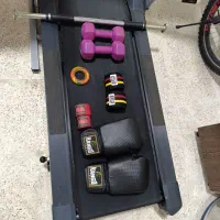 تردمیل و کیسه بوکس|تجهیزات ورزشی|بروجرد, |دیوار