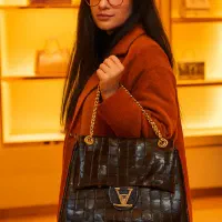 انواع کیفهای خارجی مناسب|کیف، کفش، کمربند|رشت, بوسار|دیوار