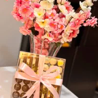 شکلات دست‌ساز خانگی   کاکائو، شیری، توت‌فرنگی