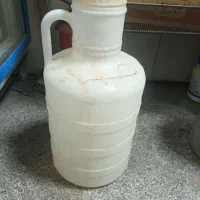 پنج تا دبه خیار شور