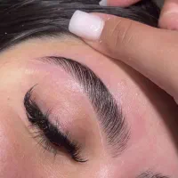 آموزش تخصصی لیفت و لمینت مژه و ابرو (باغ فیض)