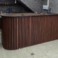 میز پیشخوان کافه ای