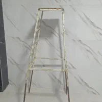 چهارپایه بلند