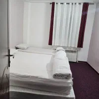 اجاره  سالانه هتل آپارتمان ۱۲ واحدی چسبیده به حرم|اجارهٔ آپارتمان|مشهد, حرم مطهر رضوی|دیوار