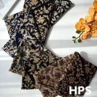 روسری طرح ترمه گل‌دار