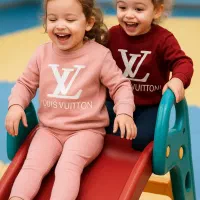 حراجی پوشاک بچهگانه