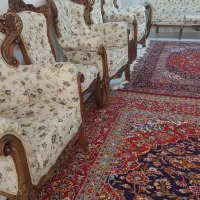 مبل سلطنتی ۹نفره به همراه دومیزعسلی کوچک