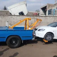 یدک کش وجرثقیل