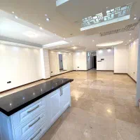 آپارتمان ۱۲۳ متری طبقه ۳ تک واحدی