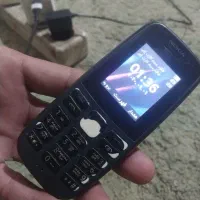 یک عددگوشیه ساده ویک عددساعت هوشمند،صحیح وسالم