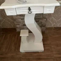 میز تلفنی سفید شیک در حد نو