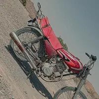 125