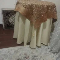 میز خاطره تمیز همراه با رو میزی