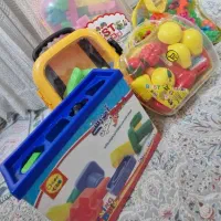 چند اسباب‌بازی سالم و تمیز با قیمت مناسب