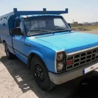 نیسان کمپرسی . اتاق باری