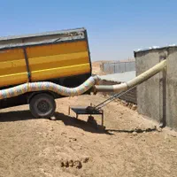جمع کردن کاه با دستگاه مکنده