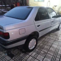 پژو ۴۰۵ بی رنگ