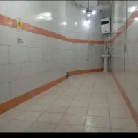 مغازه بر خیابان اصلی باغ فردوس