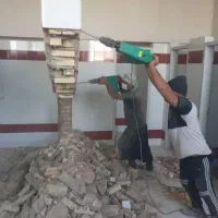 تخریب‌کلی‌وجزی‌/بنایی/کندن‌سرامیک‌کف‌وبدنه|خدمات پیشه و مهارت|اراک, |دیوار