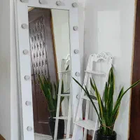 آیینه قدی لامپ دار